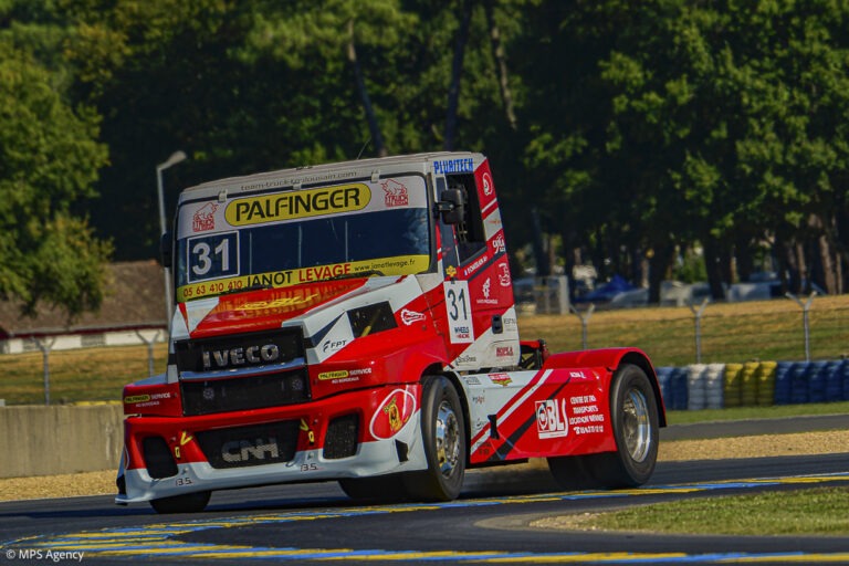 Une fin de saison riche en événements pour MPS Agency 22 MPSA 24HCAMIONS25 CJ CJB0600